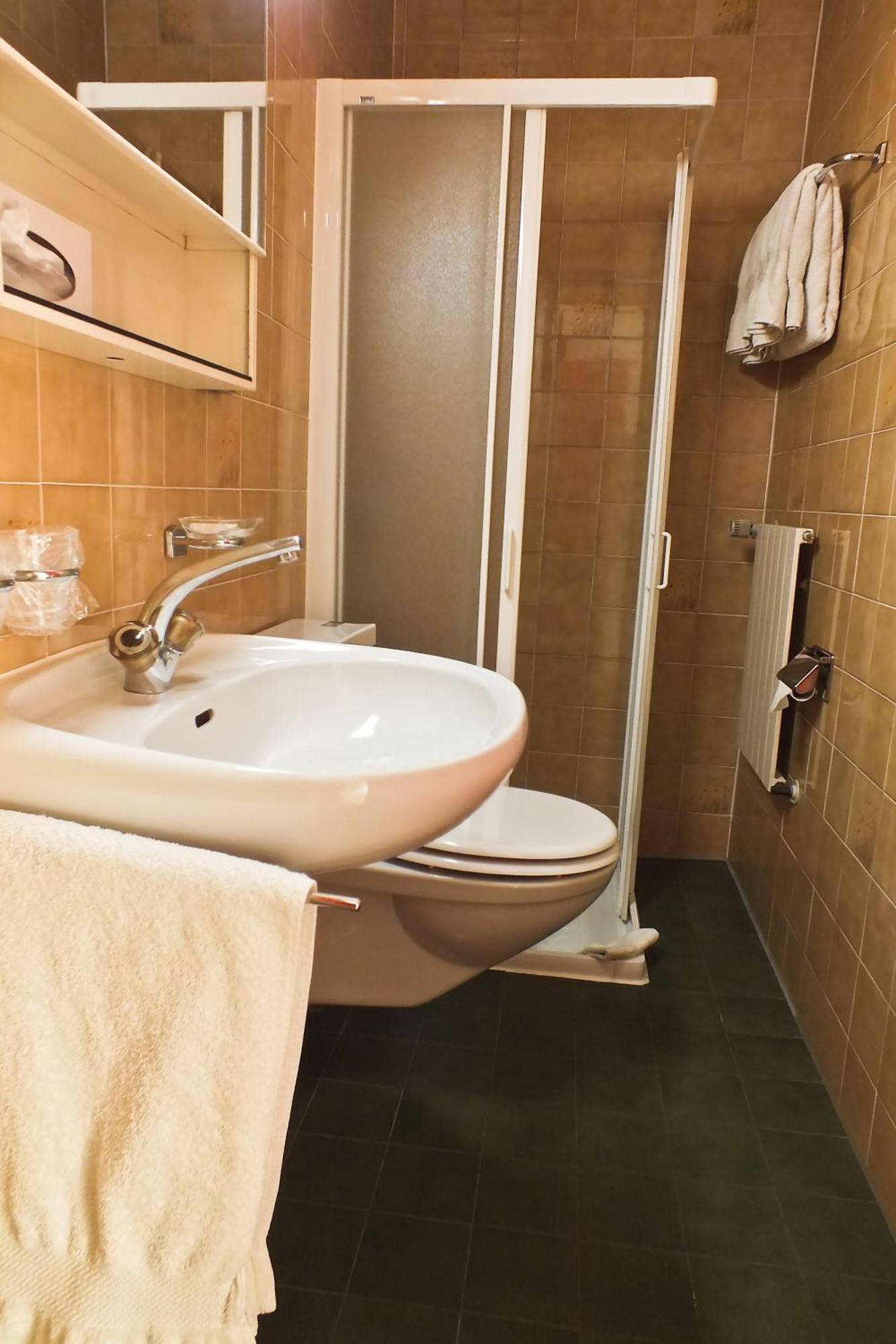 Hotel Garni Centro Chiasso Buitenkant foto